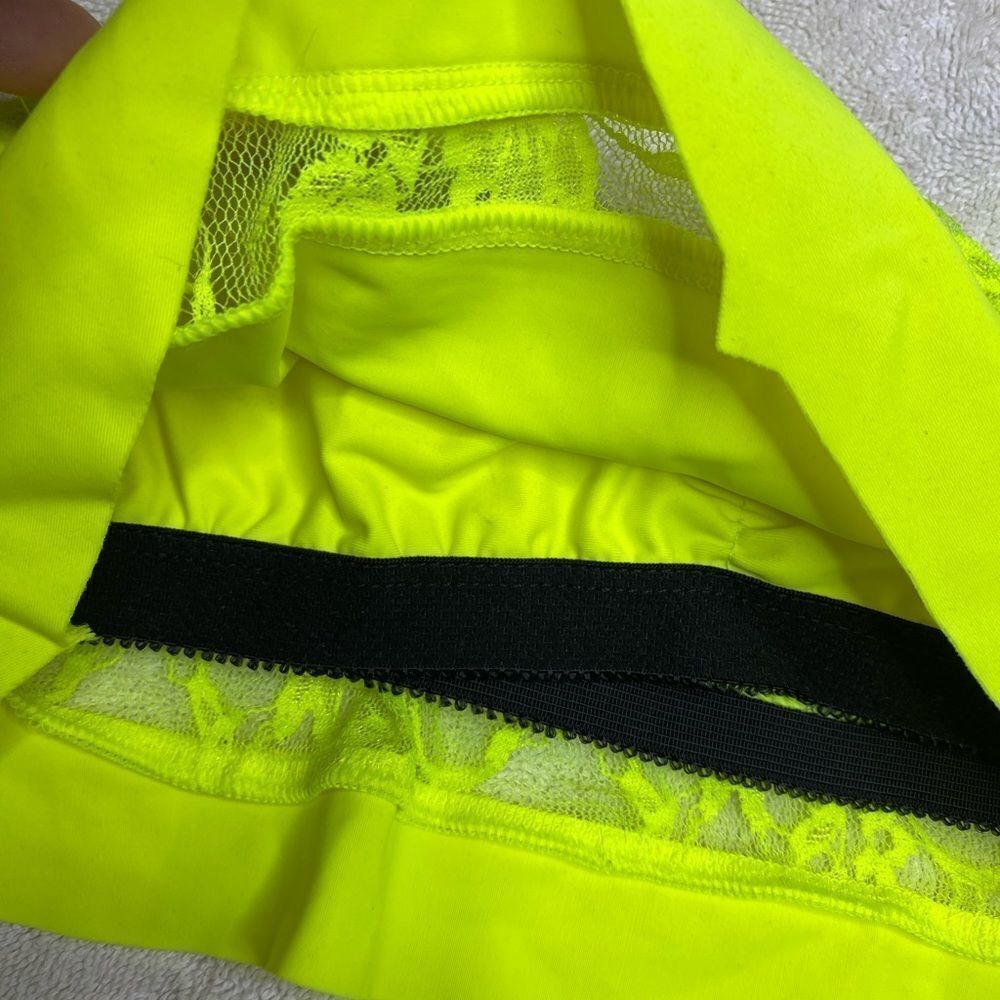 Beach Riot Flutter Bikini Top Neon - Picture 5 of 8